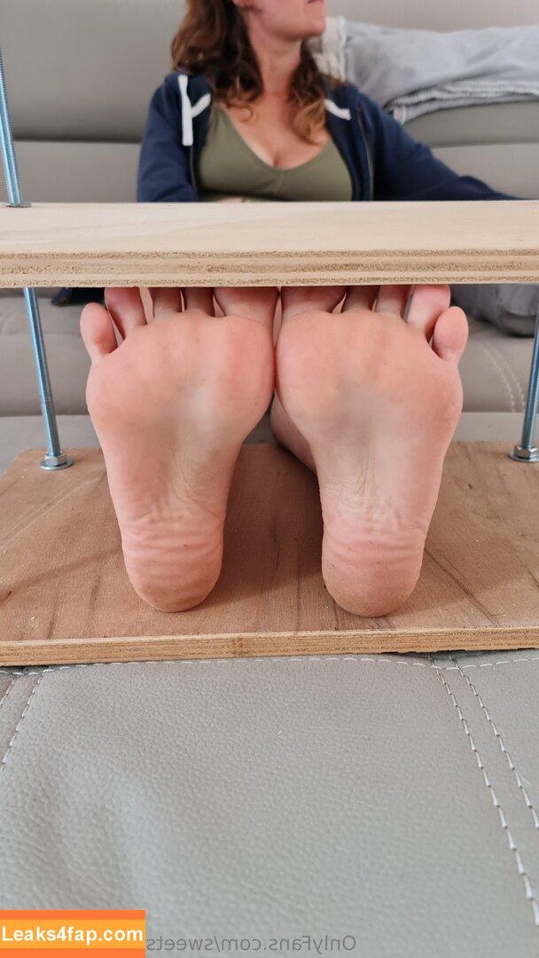 sweetsoftfeet-tickling / sweetsoftfeet_tcklng_adventure leaked photo photo #0023