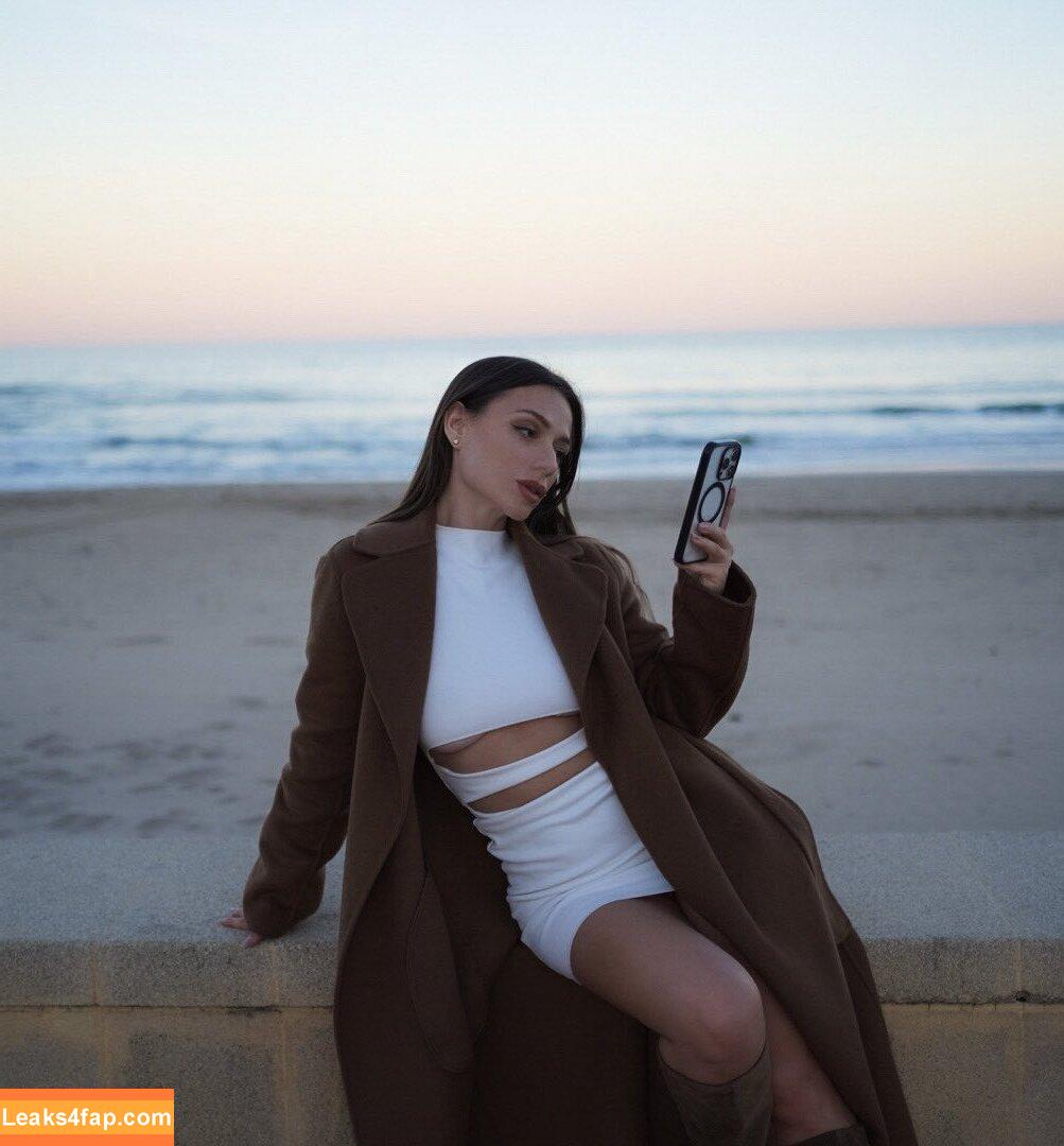 SweetTits20 / SweetTastyBaby leaked photo photo #0303