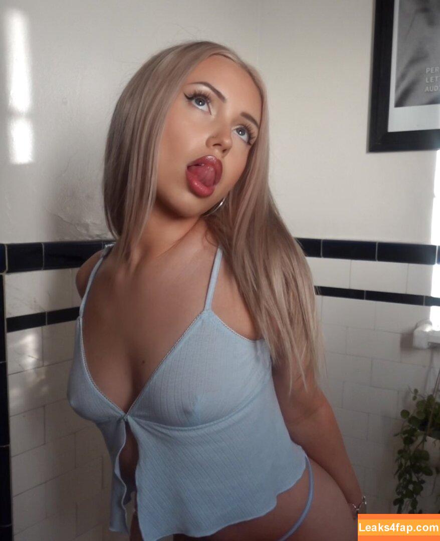 sydneefogg / prettyyinpink / sydneeerenae leaked photo photo #0020