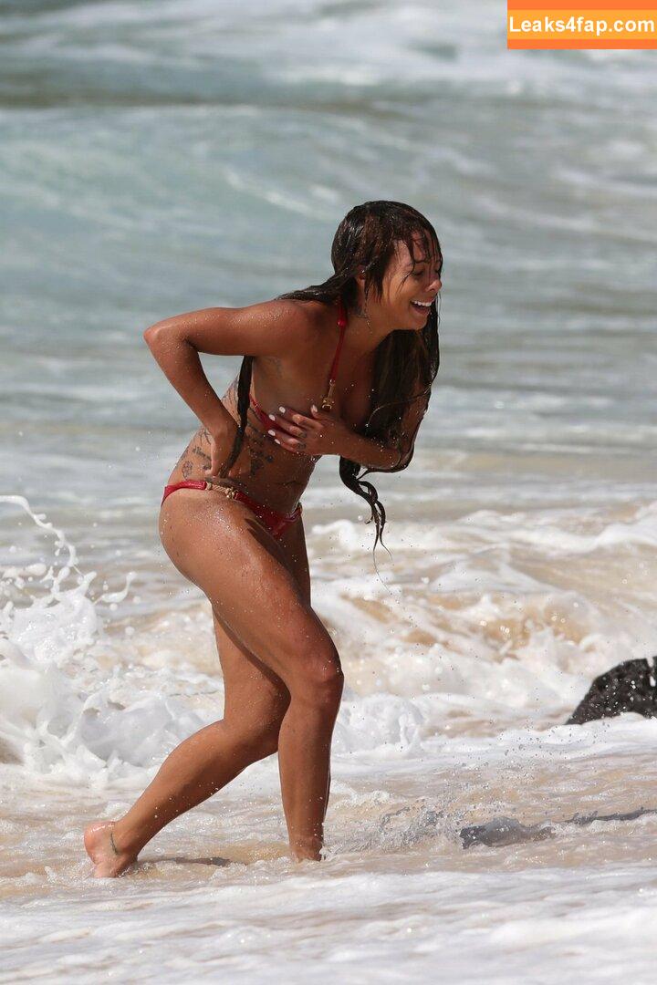 Sydney Leroux / sydneyleroux leaked photo photo #0007