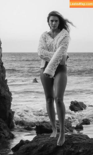 Sydney Segars photo #0108