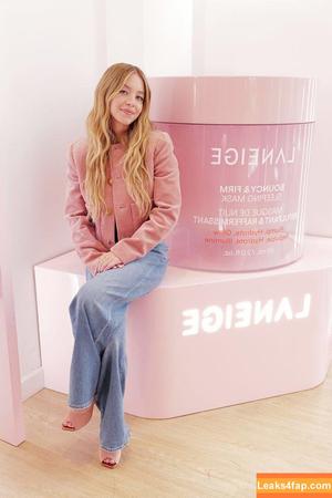 Sydney Sweeney photo #7402