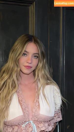 Sydney Sweeney photo #7415
