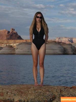 Sydney Sweeney photo #7751