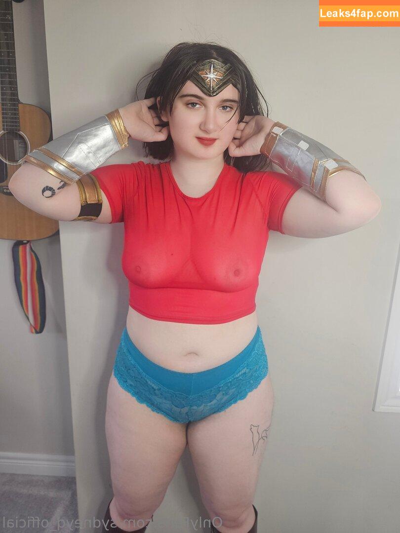 sydneyq_official / sydneyq.official слитое фото фото #0055