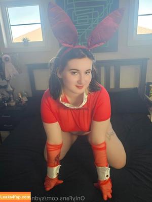 sydneyq_official фото #0045