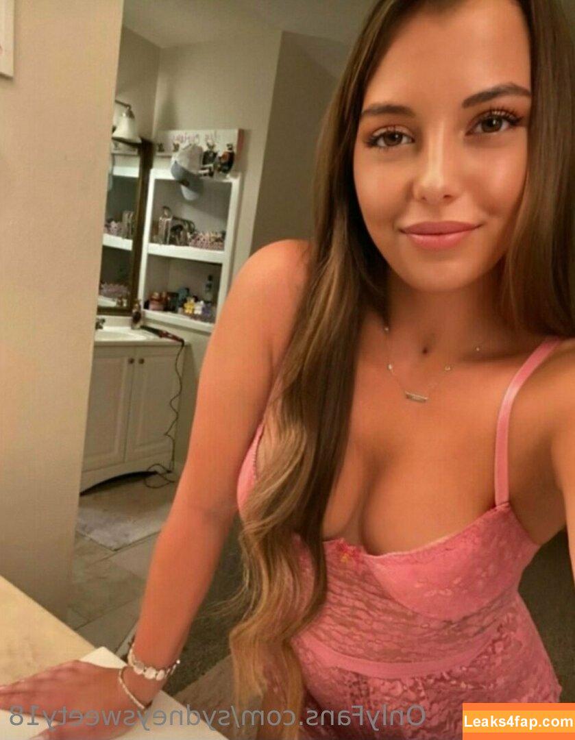 sydneysweety18 / miss_sydney18 leaked photo photo #0074