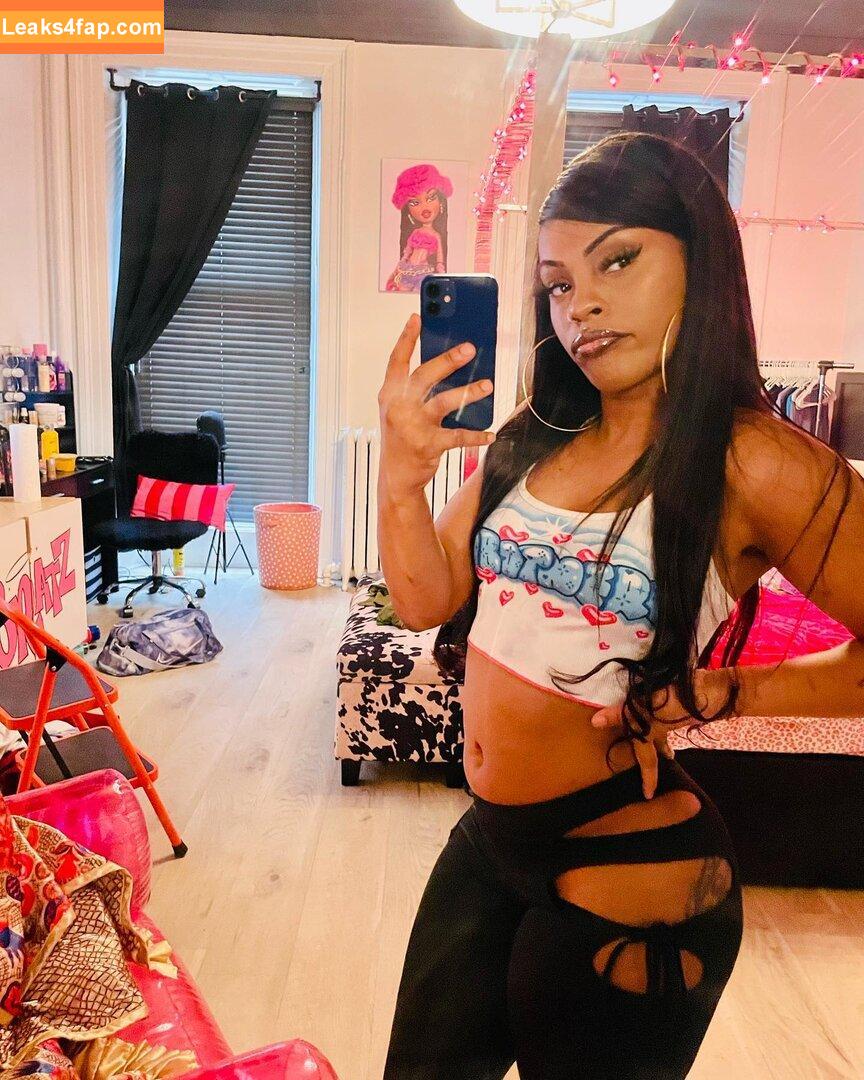 sydni2licious / badddlullbrattt leaked photo photo #0001