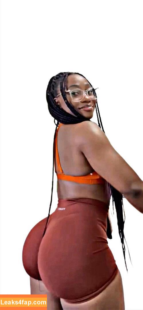 sylviahussein / sylvia.hussein.fit leaked photo photo #0014