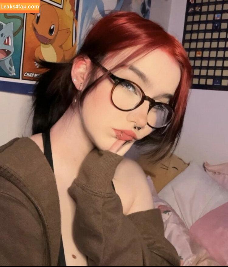 sylvieexo / sylvieecos / sylvieesxo leaked photo photo #0007