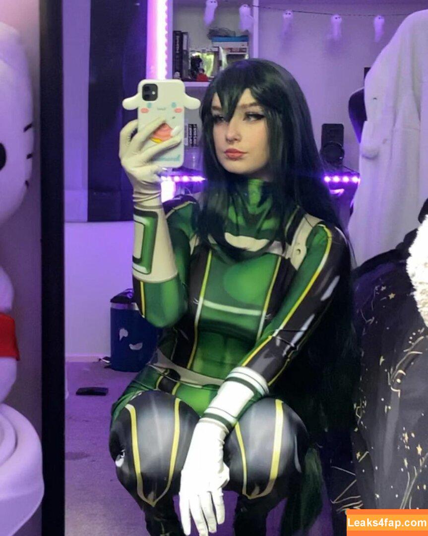 sylvieexo / sylvieecos / sylvieesxo leaked photo photo #0027