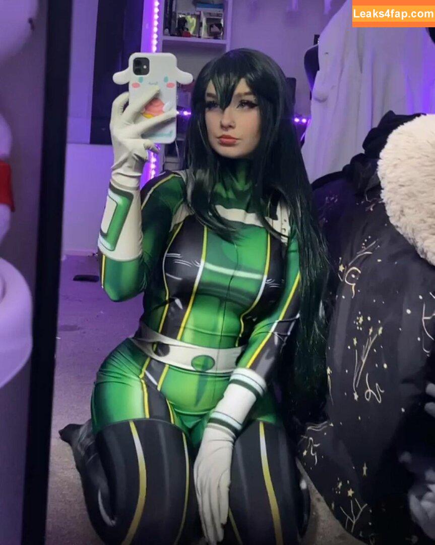 sylvieexo / sylvieecos / sylvieesxo leaked photo photo #0028