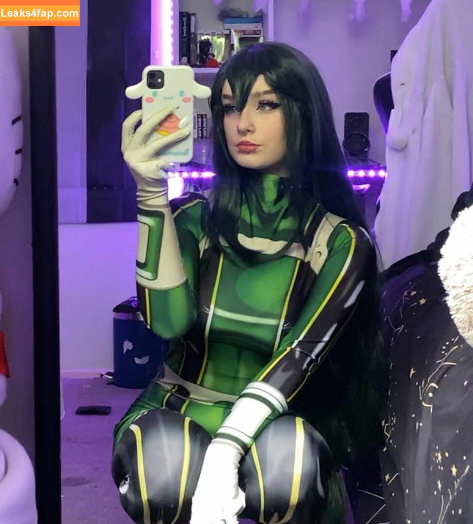 sylvieexo / sylvieecos / sylvieesxo leaked photo photo #0033
