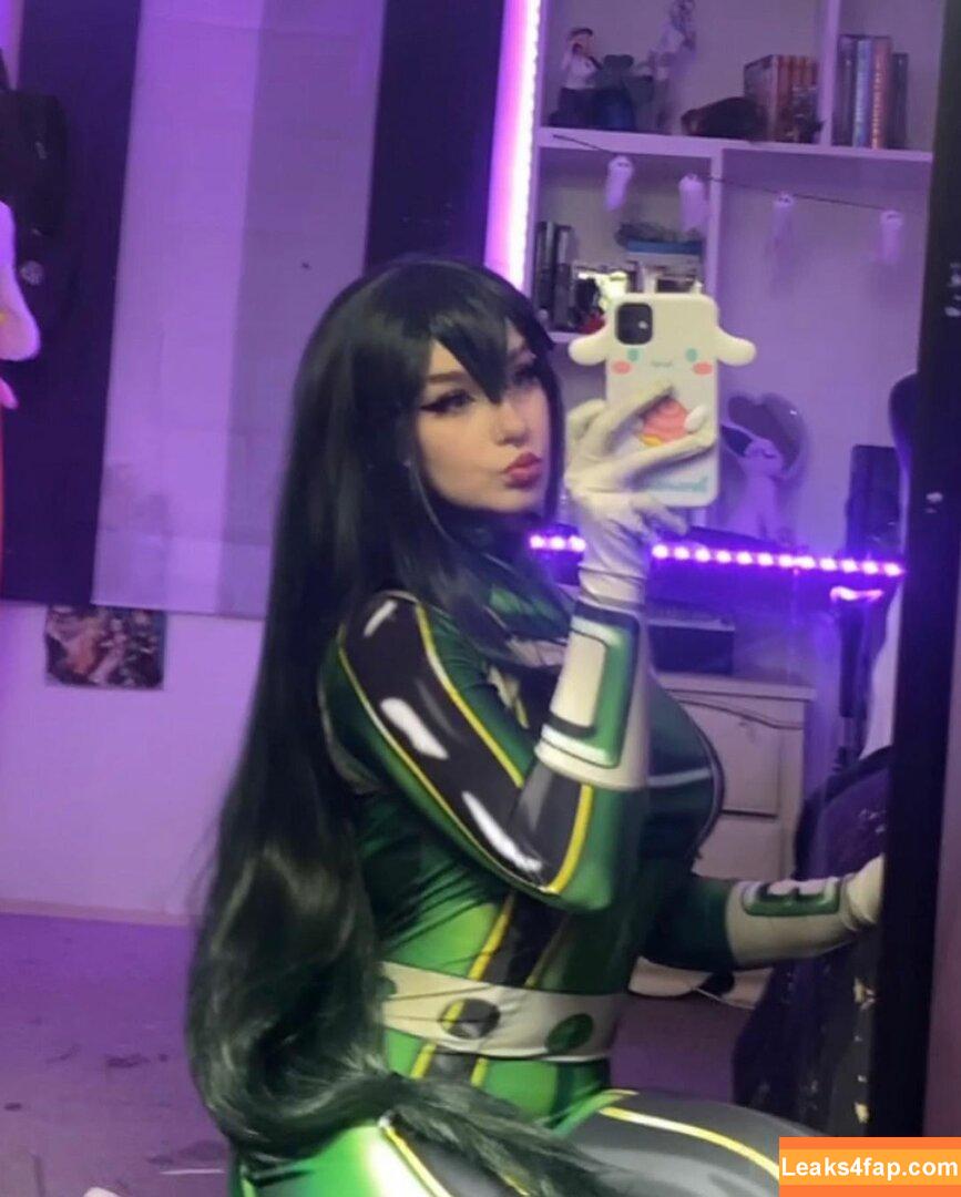 sylvieexo / sylvieecos / sylvieesxo leaked photo photo #0035