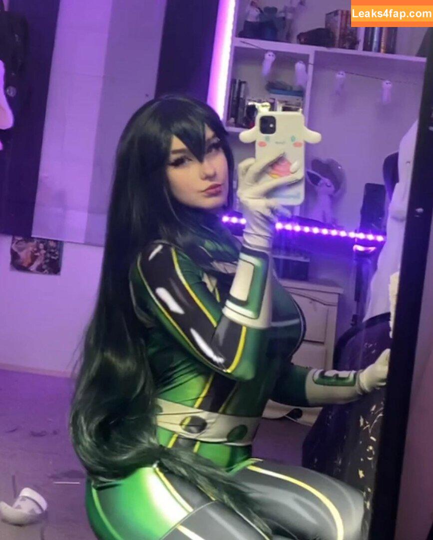 sylvieexo / sylvieecos / sylvieesxo leaked photo photo #0036