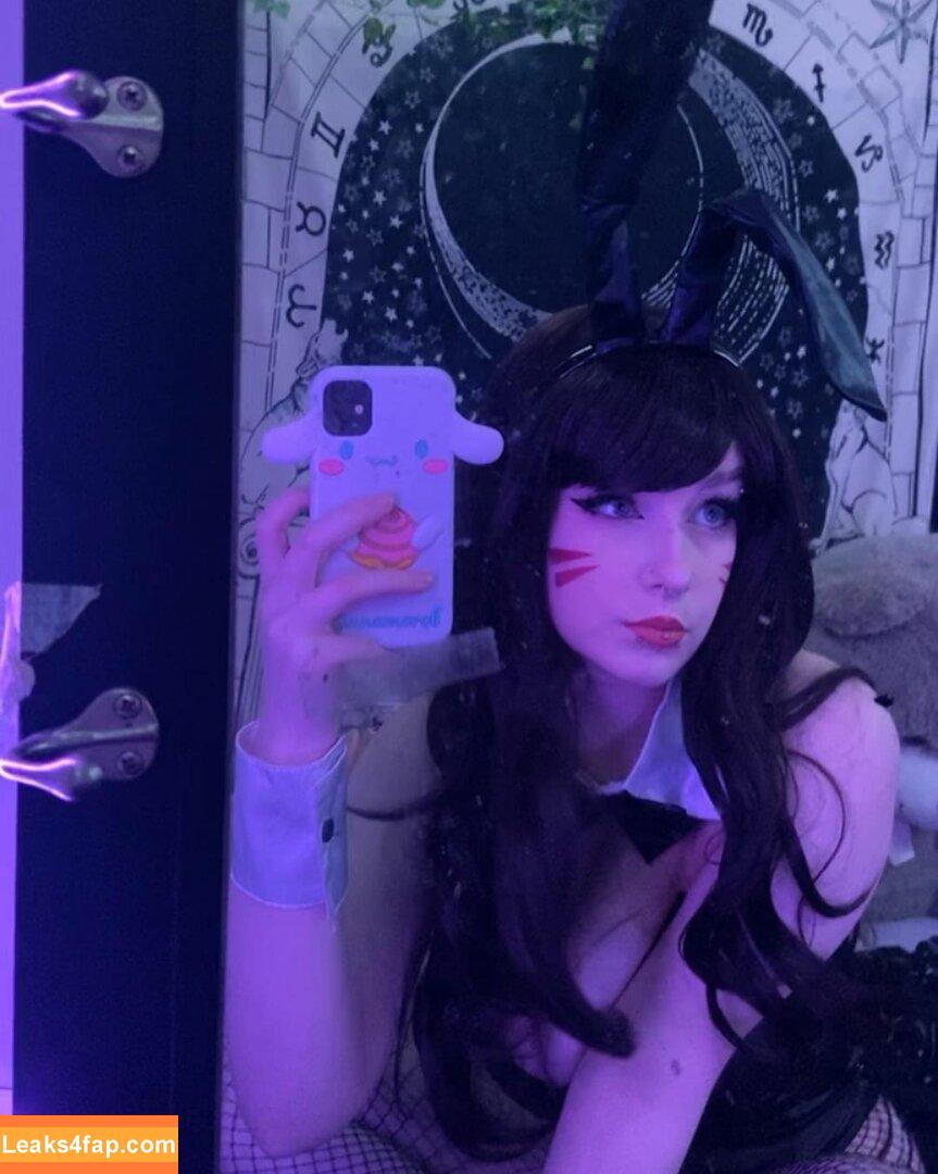 sylvieexo / sylvieecos / sylvieesxo leaked photo photo #0037