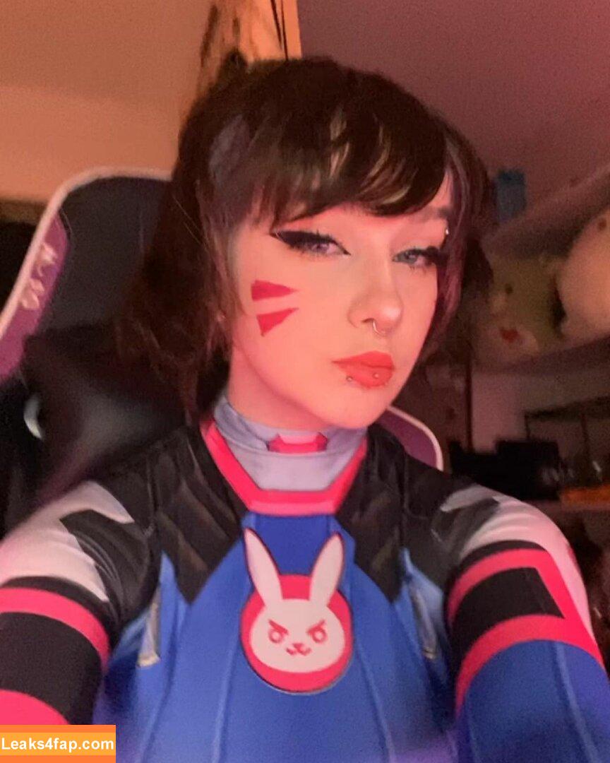 sylvieexo / sylvieecos / sylvieesxo leaked photo photo #0040