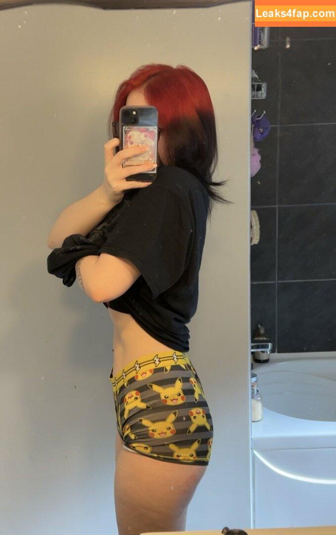 sylvieexo / sylvieecos / sylvieesxo leaked photo photo #0067