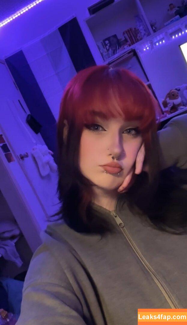 sylvieexo / sylvieecos / sylvieesxo leaked photo photo #0255