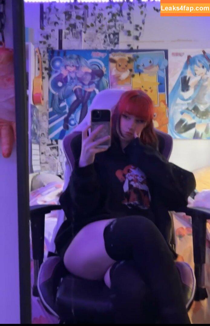 sylvieexo / sylvieecos / sylvieesxo leaked photo photo #0258