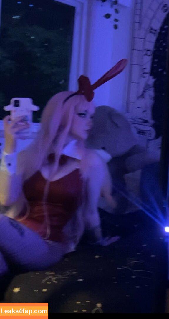 sylvieexo / sylvieecos / sylvieesxo leaked photo photo #0268