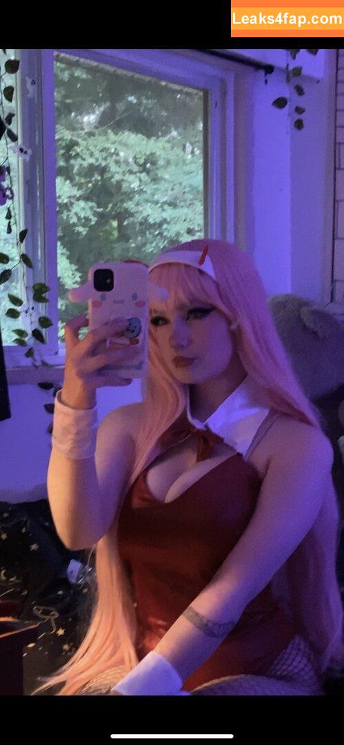 sylvieexo / sylvieecos / sylvieesxo leaked photo photo #0270