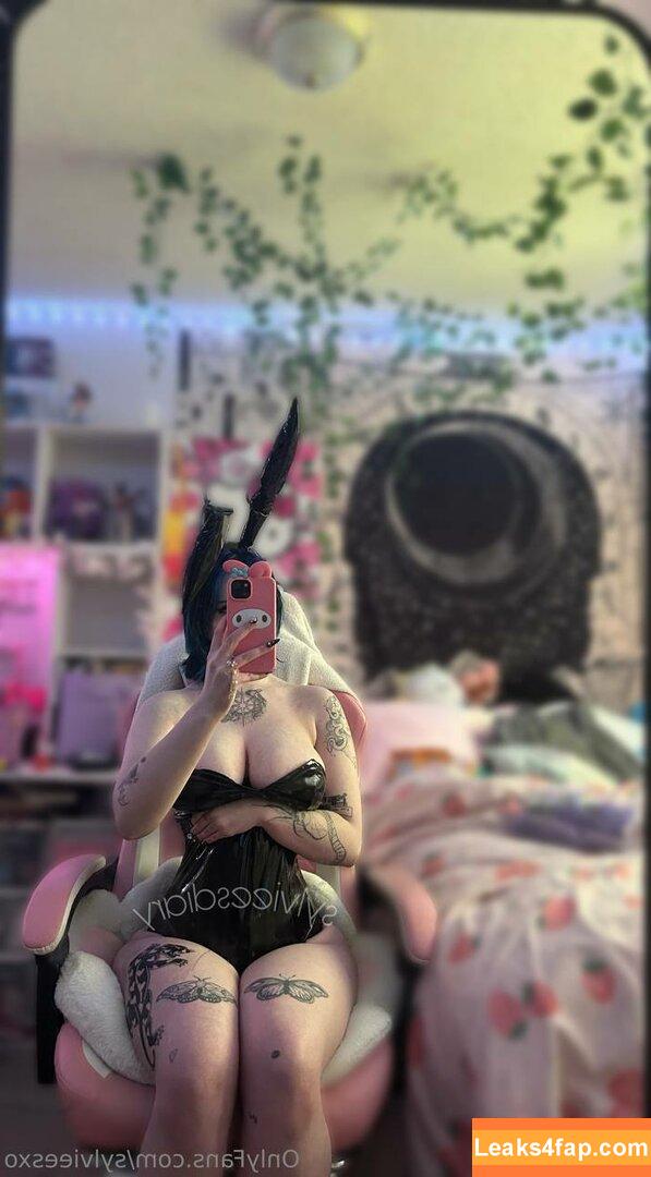 sylvieexo / sylvieecos / sylvieesxo leaked photo photo #0289