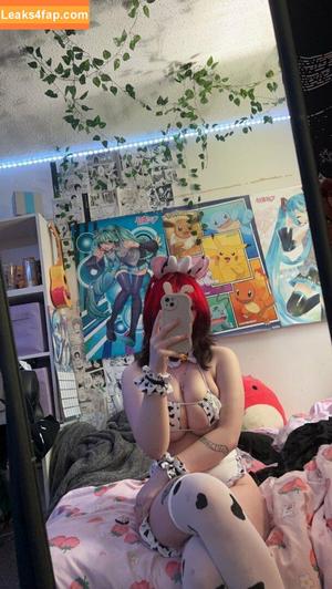 sylvieexo photo #0061