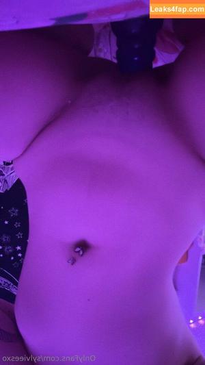 sylvieexo photo #0441