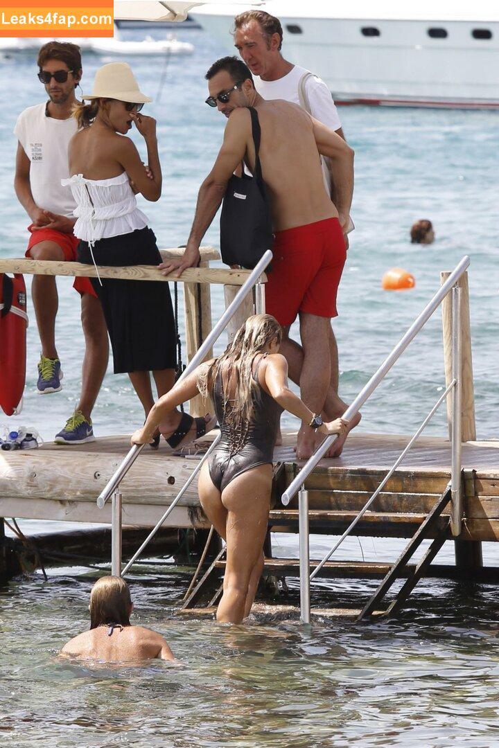 sylviemeis /  leaked photo photo #0020