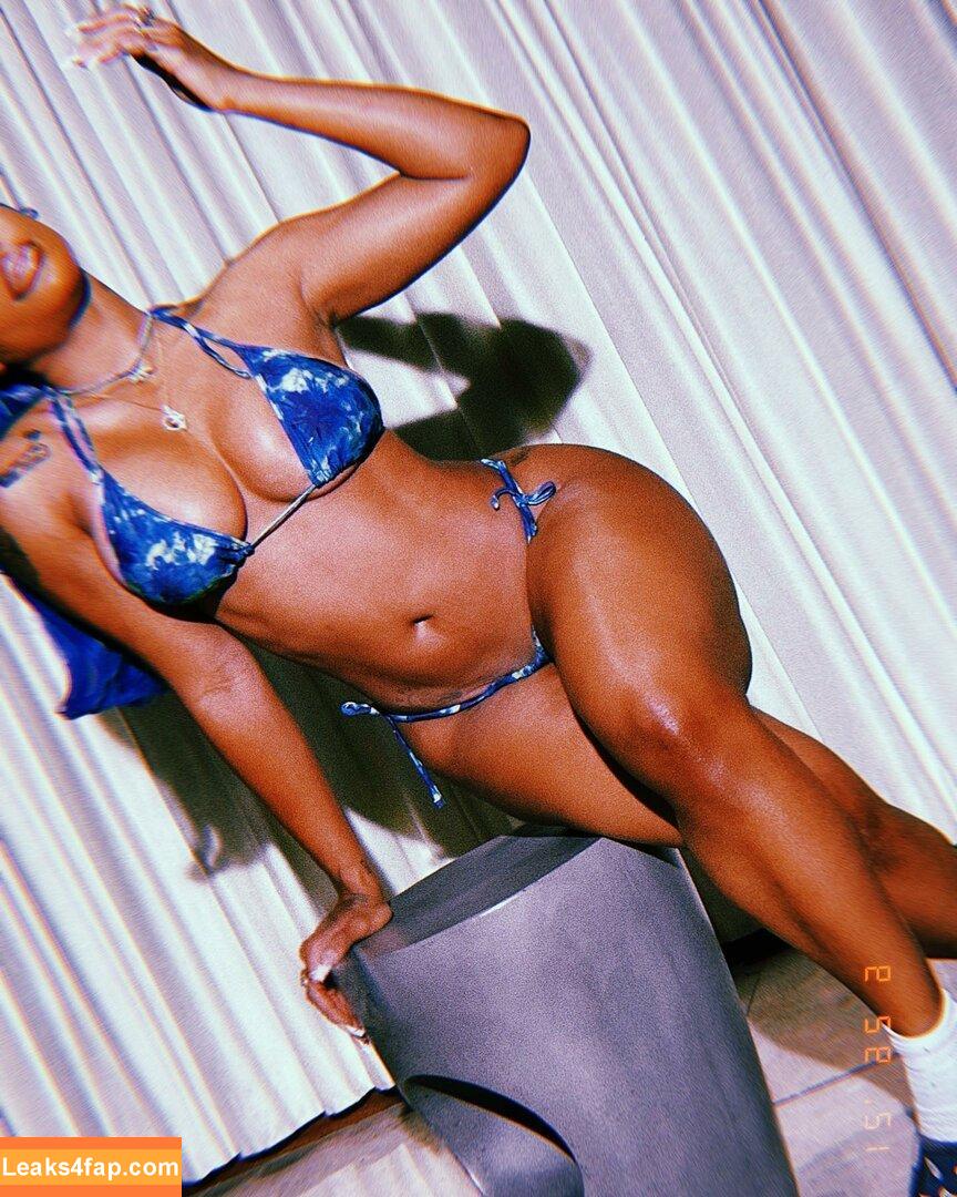 SZA / Solana Rowe / thejad3x leaked photo photo #0017