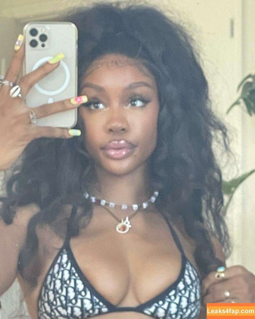 SZA / Solana Rowe / thejad3x leaked photo photo #0024