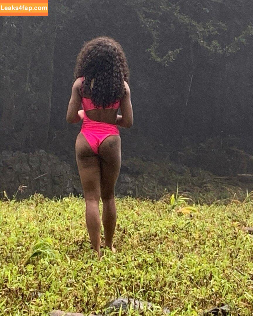SZA / Solana Rowe / thejad3x leaked photo photo #0039