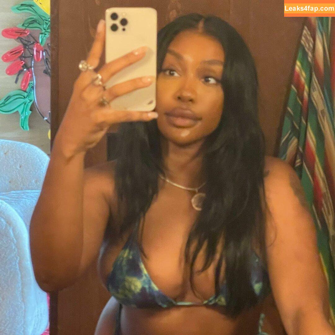 SZA / Solana Rowe / thejad3x leaked photo photo #0045