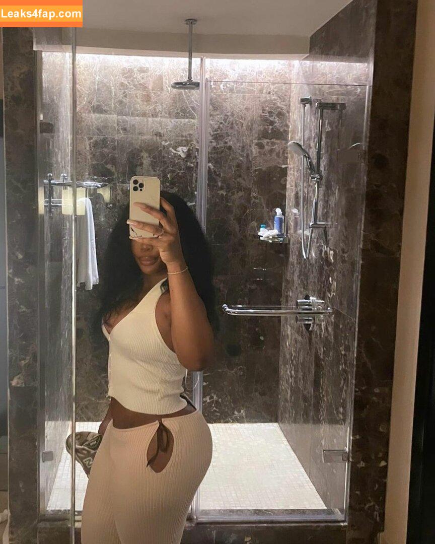 SZA / Solana Rowe / thejad3x leaked photo photo #0052
