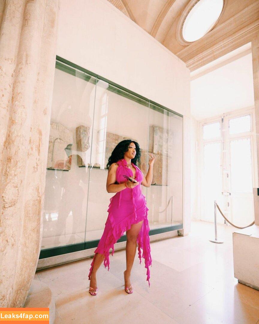 SZA / Solana Rowe / thejad3x leaked photo photo #0083