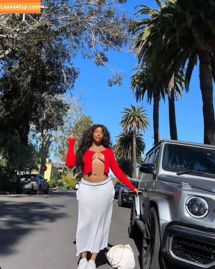 SZA / Solana Rowe / thejad3x leaked photo photo #0086