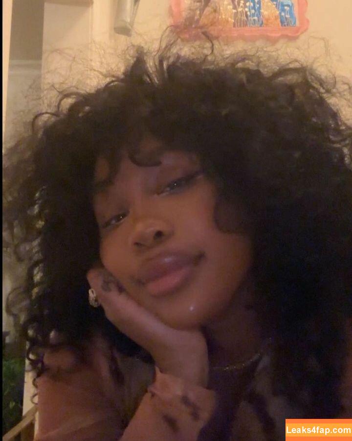 SZA / Solana Rowe / thejad3x leaked photo photo #0088