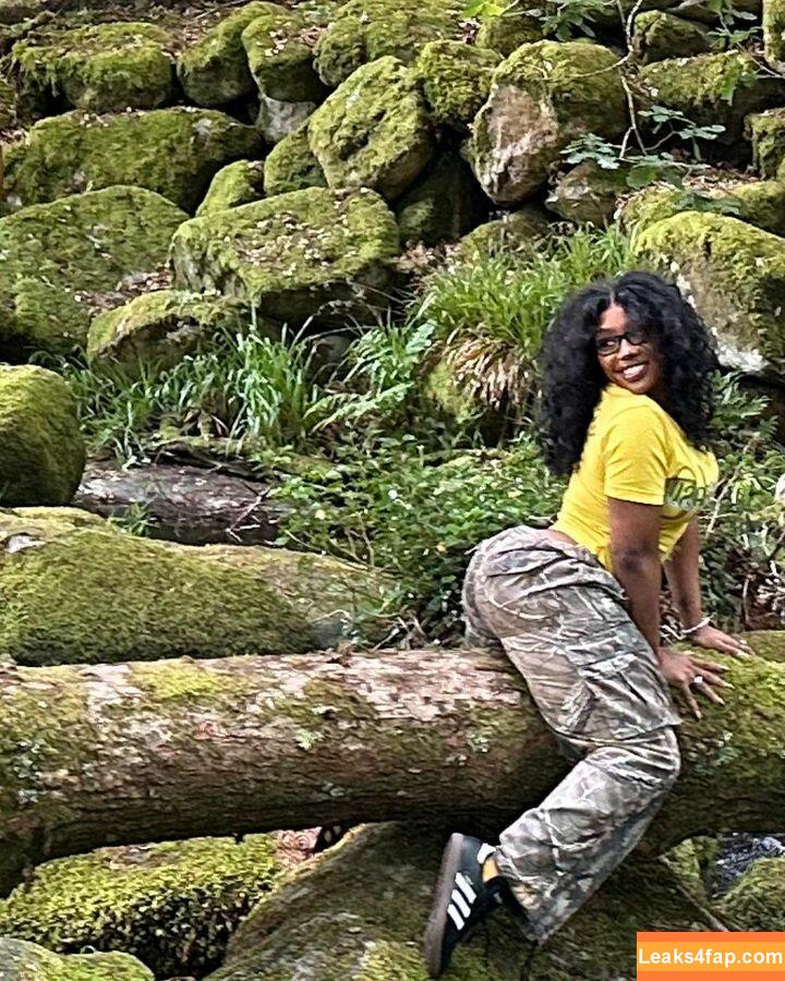 SZA / Solana Rowe / thejad3x leaked photo photo #0104