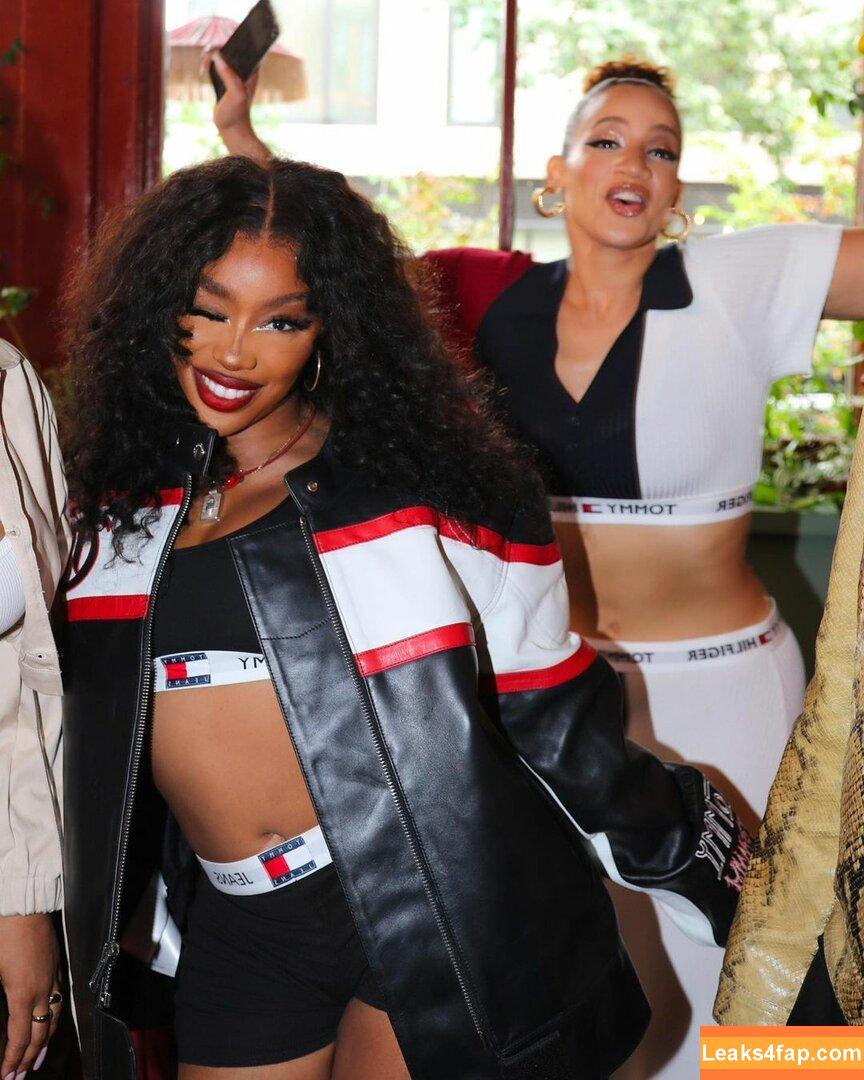 SZA / Solana Rowe / thejad3x leaked photo photo #0116