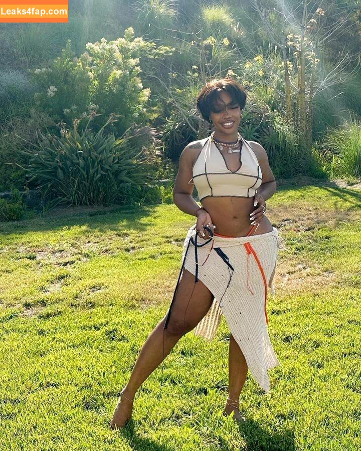 SZA / Solana Rowe / thejad3x leaked photo photo #0126