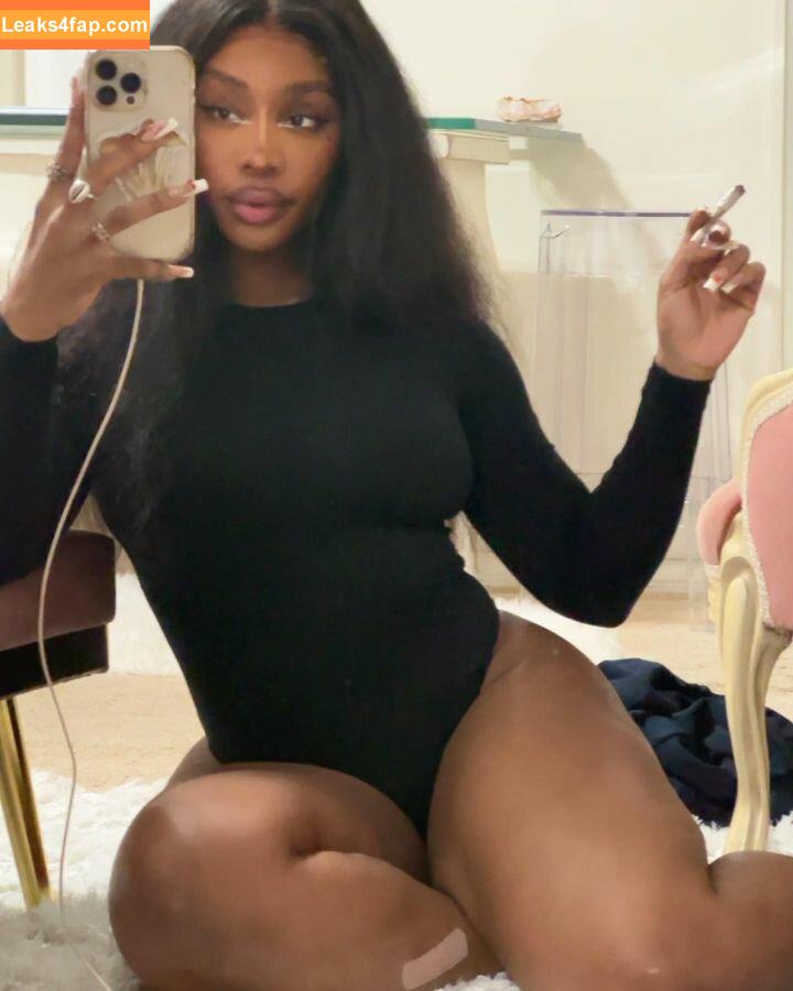 SZA / Solana Rowe / thejad3x leaked photo photo #0129