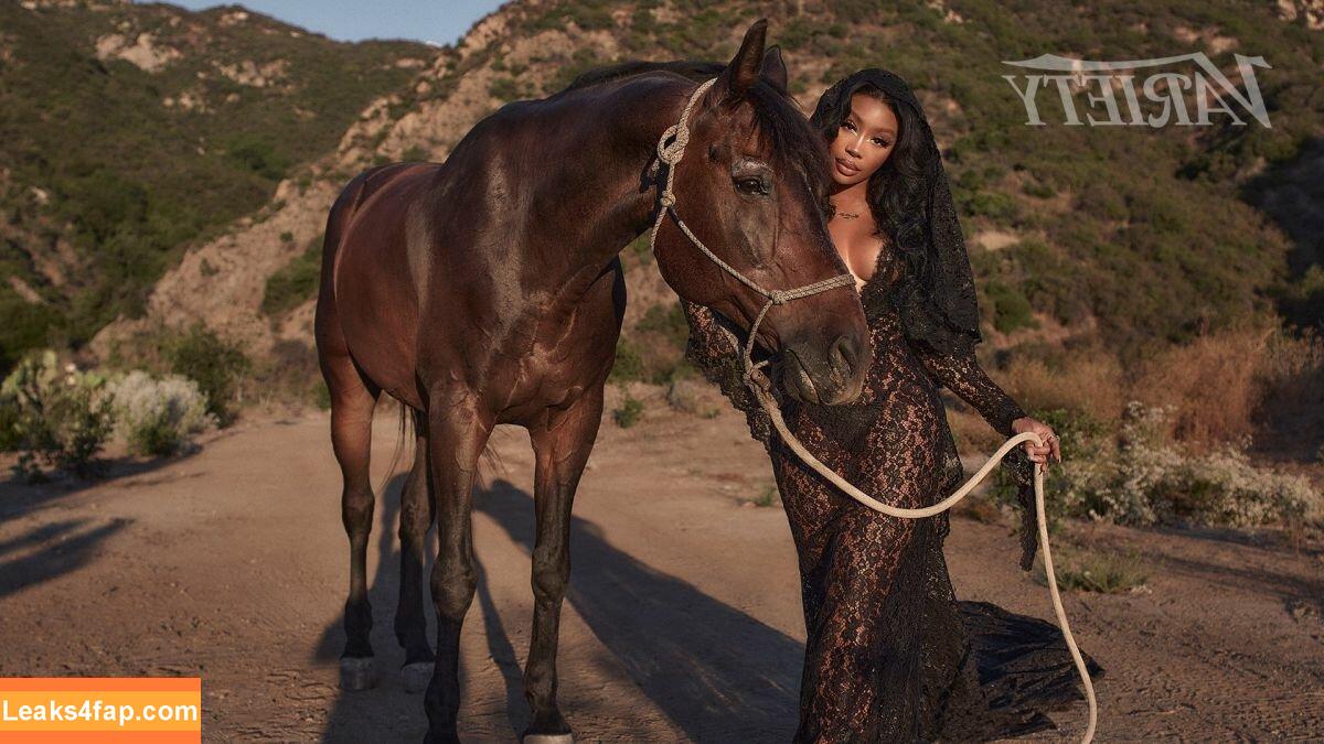 SZA / Solana Rowe / thejad3x leaked photo photo #0145