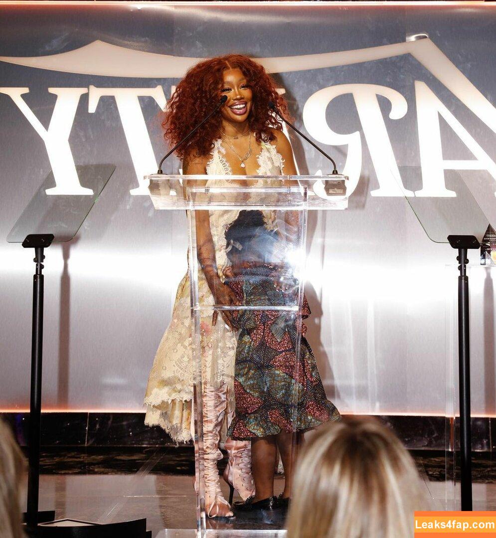 SZA / Solana Rowe / thejad3x leaked photo photo #0151