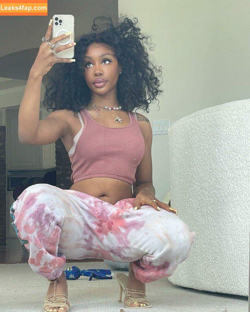 SZA / Solana Rowe / thejad3x leaked photo photo #0281