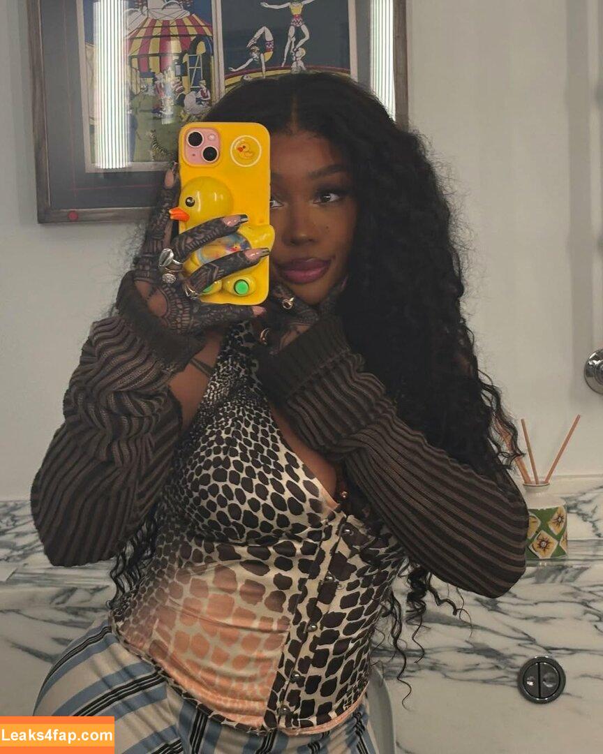 SZA / Solana Rowe / thejad3x leaked photo photo #0334