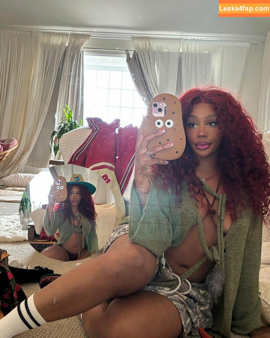 SZA / Solana Rowe / thejad3x leaked photo photo #0350