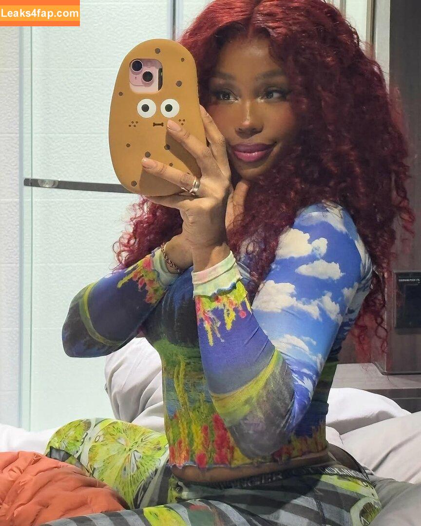 SZA / Solana Rowe / thejad3x leaked photo photo #0354