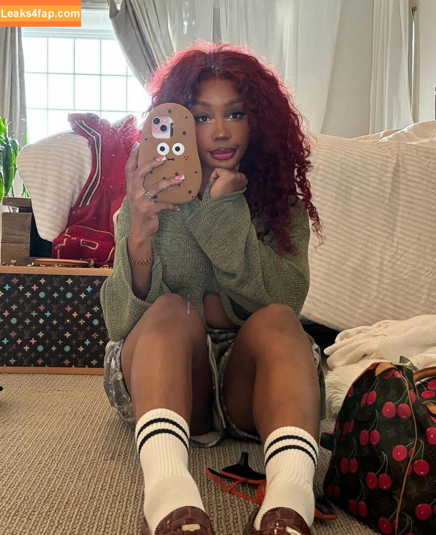 SZA / Solana Rowe / thejad3x leaked photo photo #0355