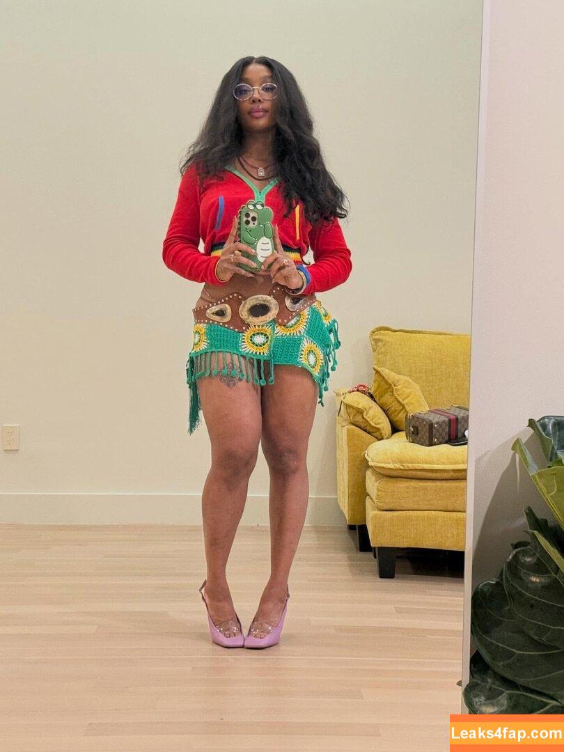 SZA / Solana Rowe / thejad3x leaked photo photo #0396